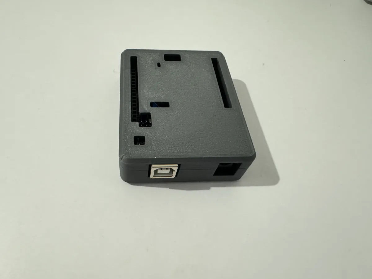 Arduino Uno Case - 3D Printed 3D Figures by InnoFab